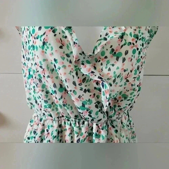 Annabella Confetti Splashed Cross Front Mini dress Size Large - Picture 3 of 10